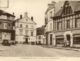 La Mairie et la Rue de Paris